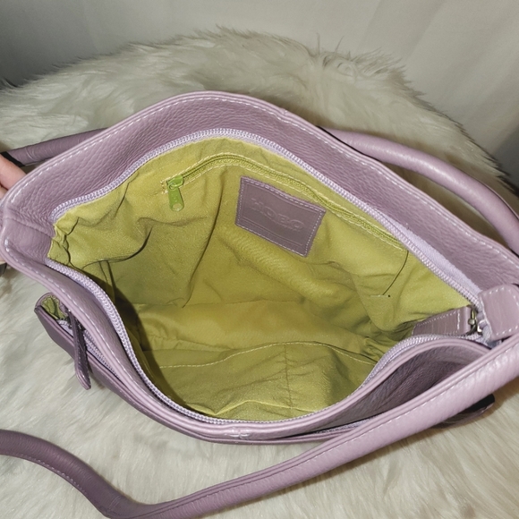 NWT HOBO Int'l Nifty Pebbled Lilac Leather Shoulder Bag - Picture 2 of 9